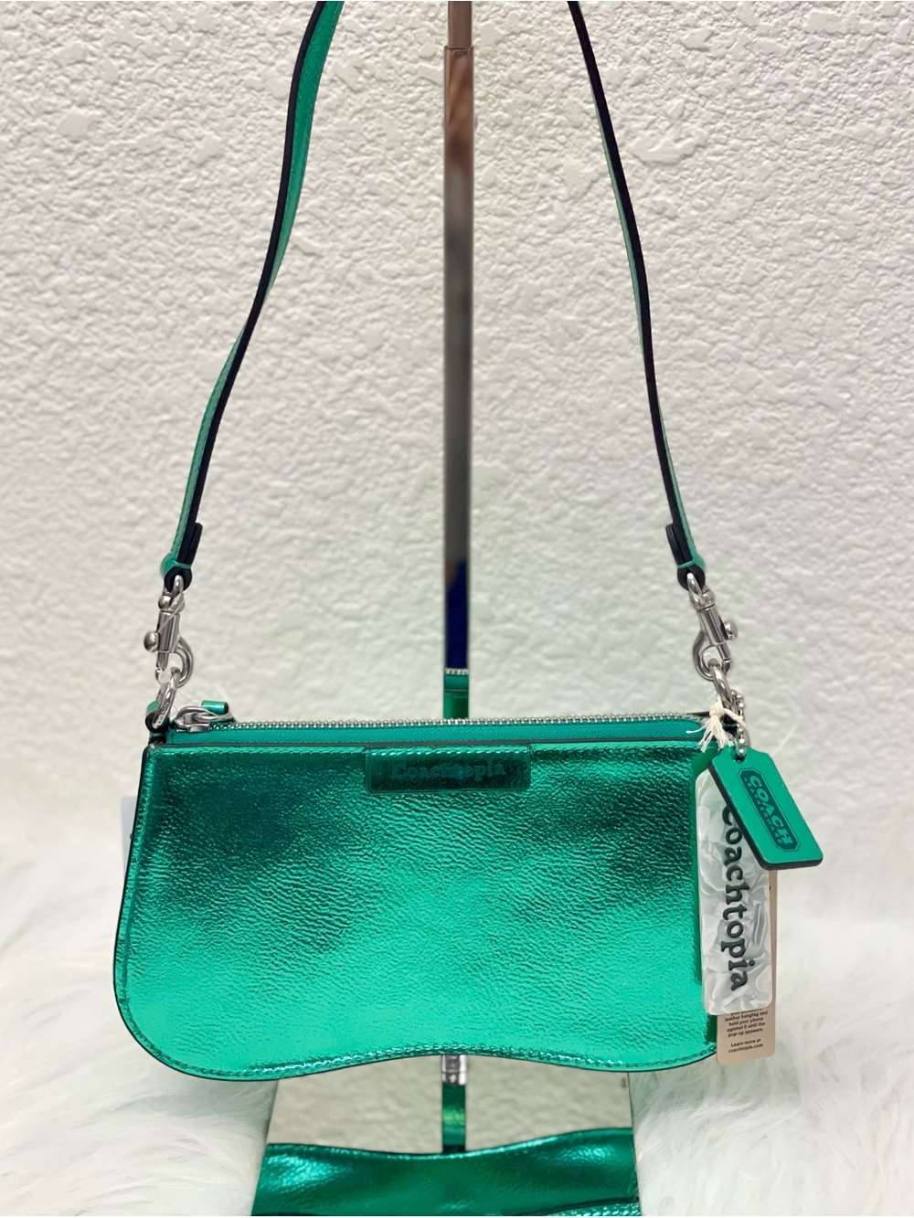 Coach Coachtopia Wavy Shoulder Bag - CU873 Green Metallic Leather - NWT